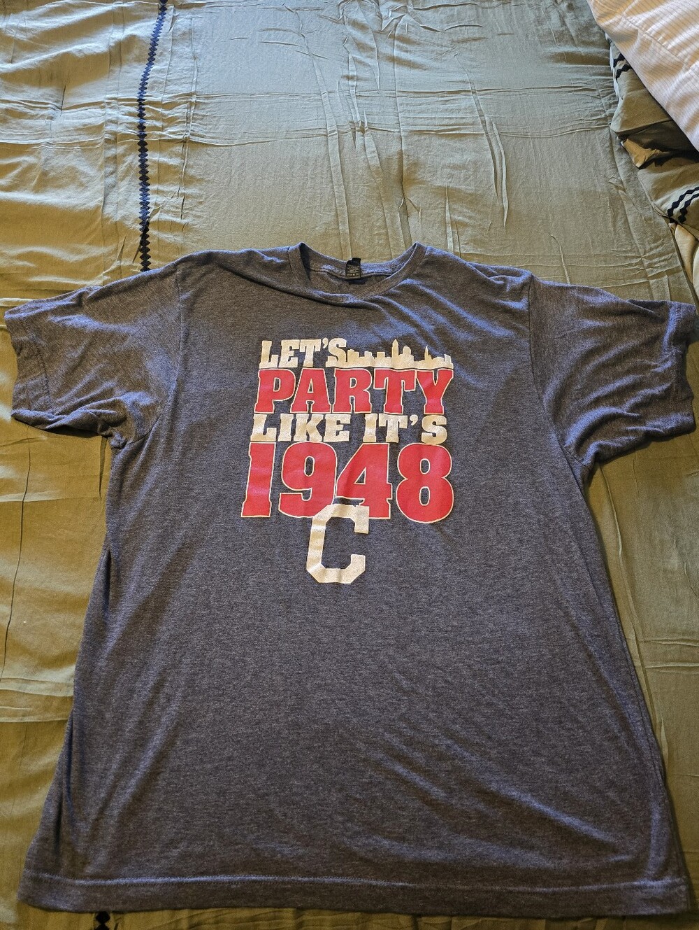 Let's Party Like It's 1948 Graphic T-Shirt - CLEVELAND BASEBALL Xl
